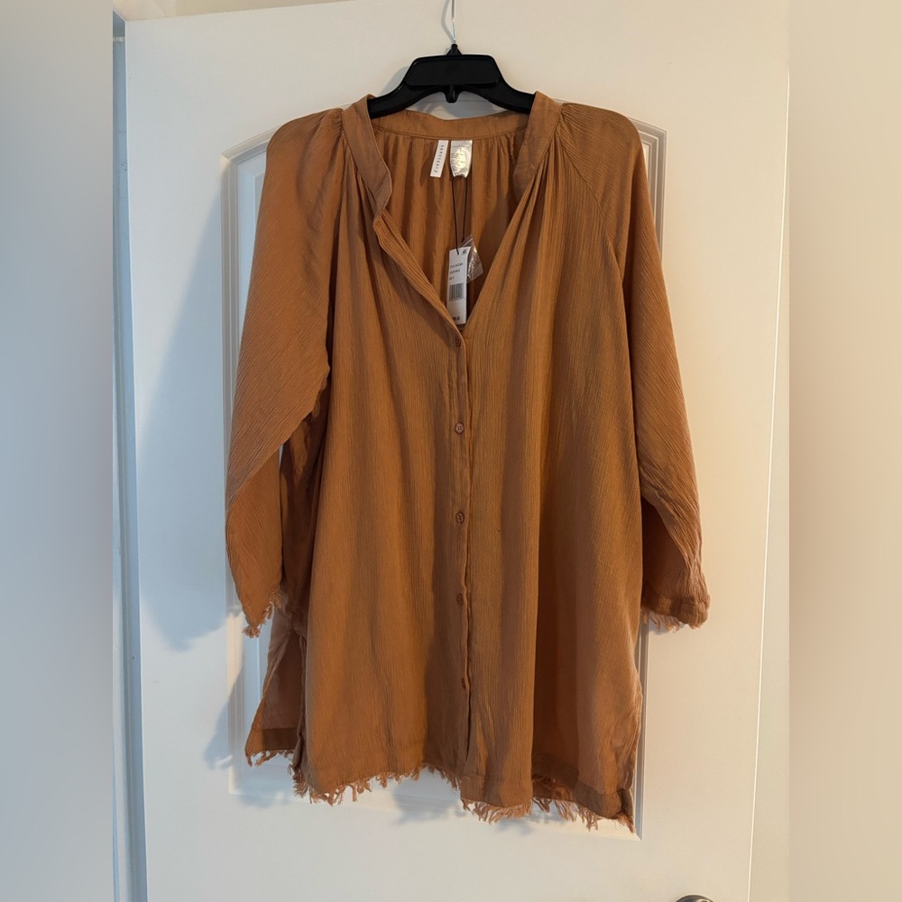 Sanctuary Tan Button-Up Blouse